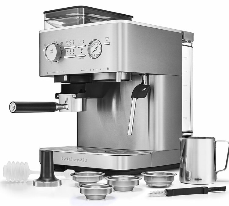 les accessoires fournis avec la machine expresso broyeur kitchenaid inox